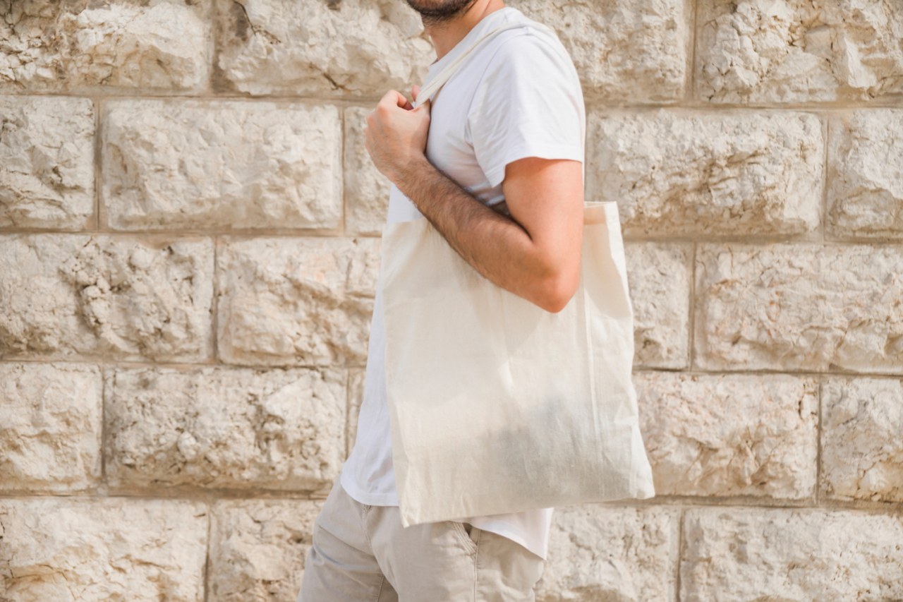 Le potentiel insoupçonné des tote bags, trousses et sacs en toile de jute